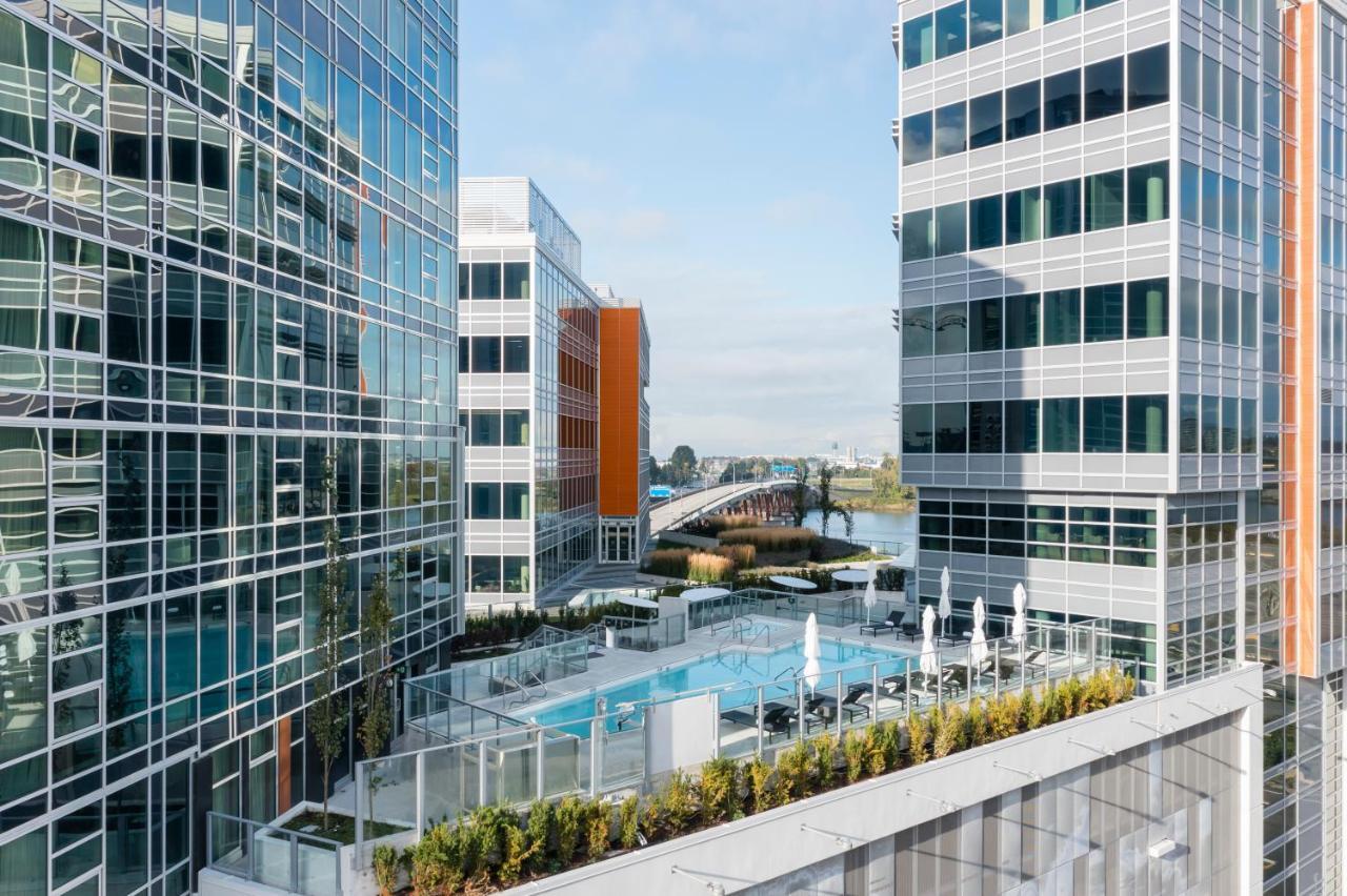 Versante Hotel Richmond Exterior foto The Westin